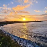 Where The Ocean Meets The Sky - 5 Min From Surfing Tullaghan