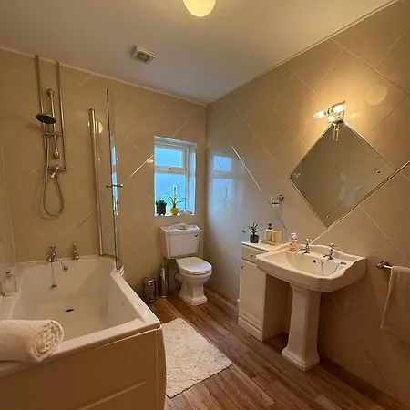 Where The Ocean Meets The Sky - 5 Min From Surfing Tullaghan