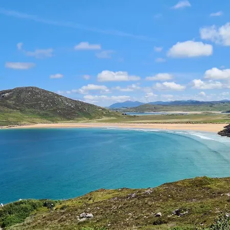 Where The Ocean Meets The Sky - 5 Min From Surfing *