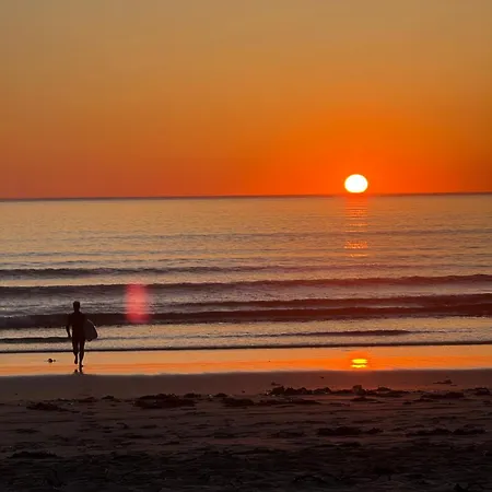 Where The Ocean Meets The Sky - 5 Min From Surfing Privatunterkunft Tullaghan