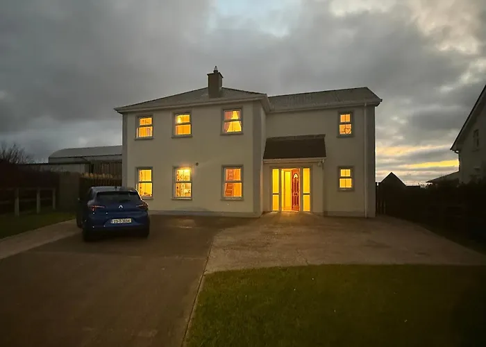 Where The Ocean Meets The Sky - 5 Min From Surfing Tullaghan