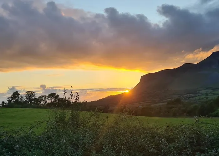 Where The Ocean Meets The Sky - 5 Min From Surfing