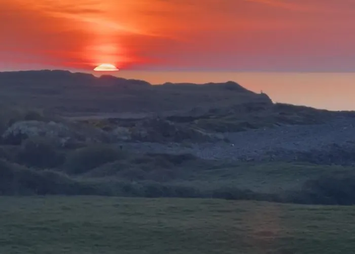 Where The Ocean Meets The Sky - 5 Min From Surfing Tullaghan