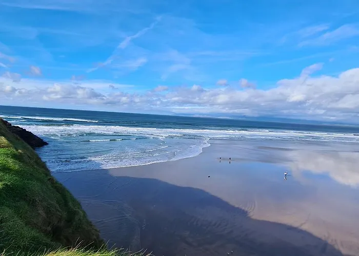 Séjour chez l'habitant Where The Ocean Meets The Sky - 5 Min From Surfing *
